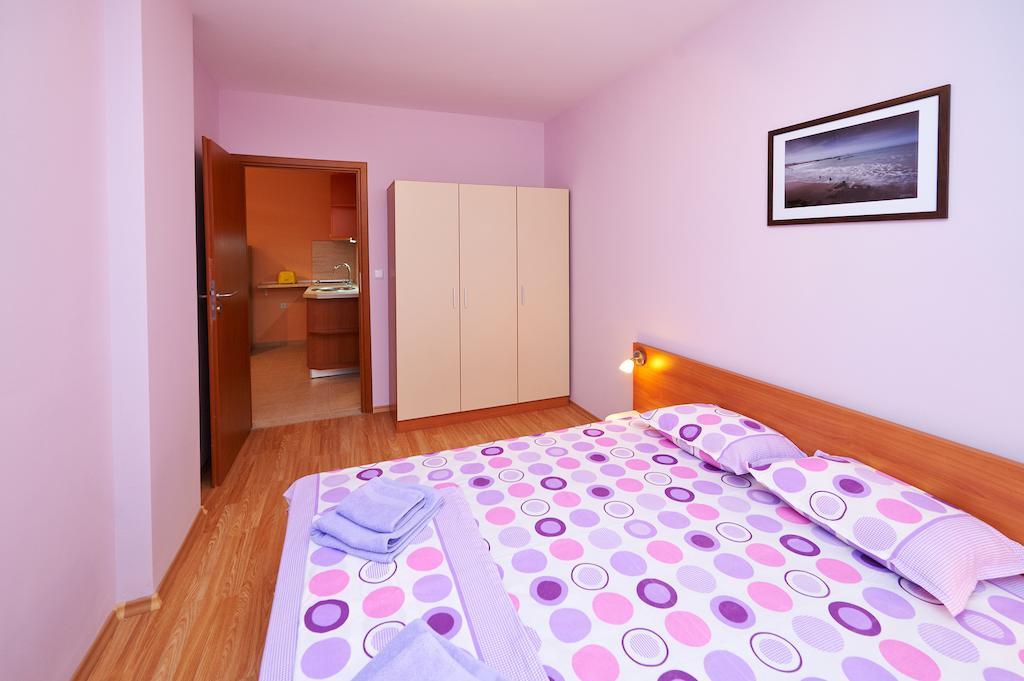 Apartments Dimitrovi Pomorie Værelse billede